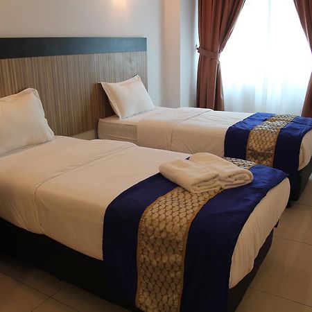 Aster Hotel Bukit Jalil Kuala Lumpur Exterior photo